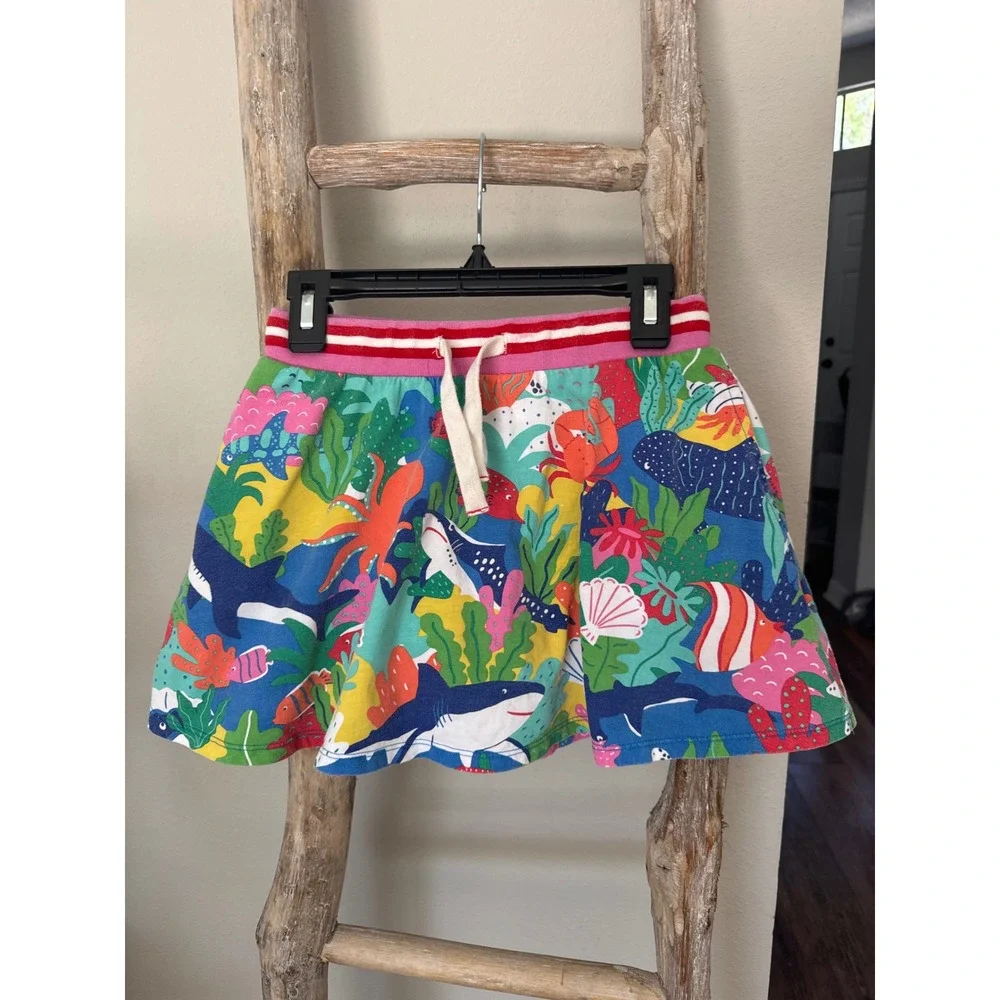 Mini Boden skort colorful all-over sea life print striped drawstring waist‎ 9/10